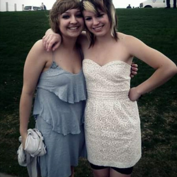 Grey AE dress - Picture 6 of 6